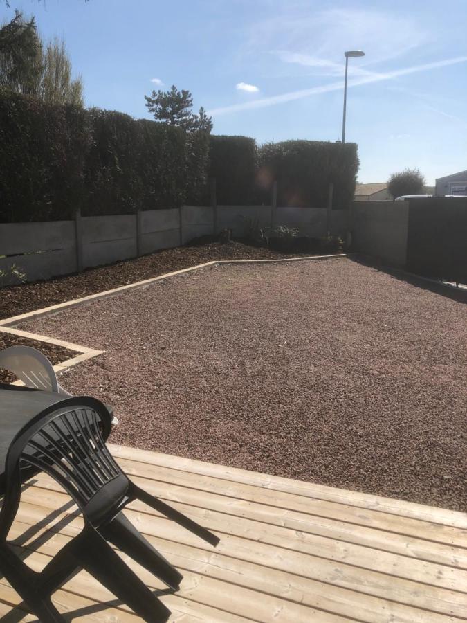 Logement - Les Épesses Exteriör bild